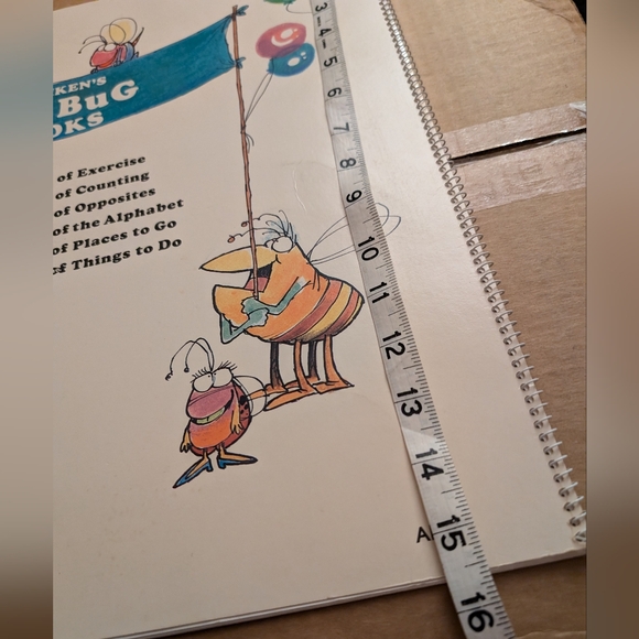 Lot of TWO Big Bug Book of counting & opposites - Picture 8 of 8